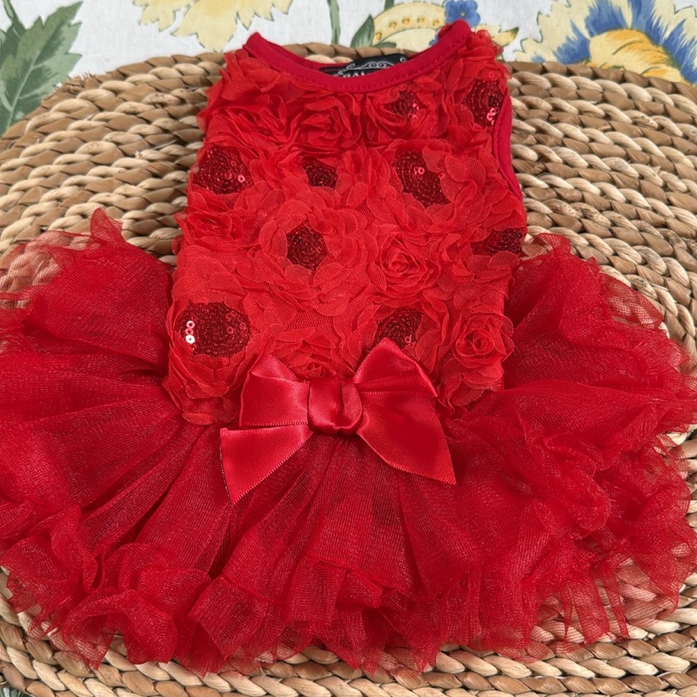 Pawpatu floral dress dog tutu red XS